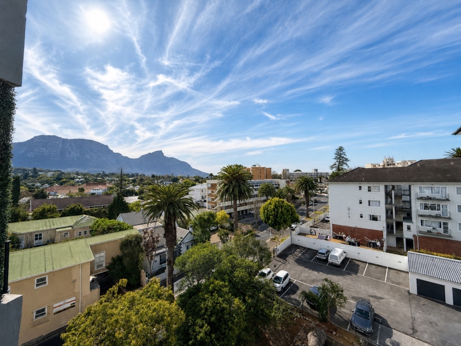 2 Bedroom Property for Sale in Wynberg Upper Western Cape